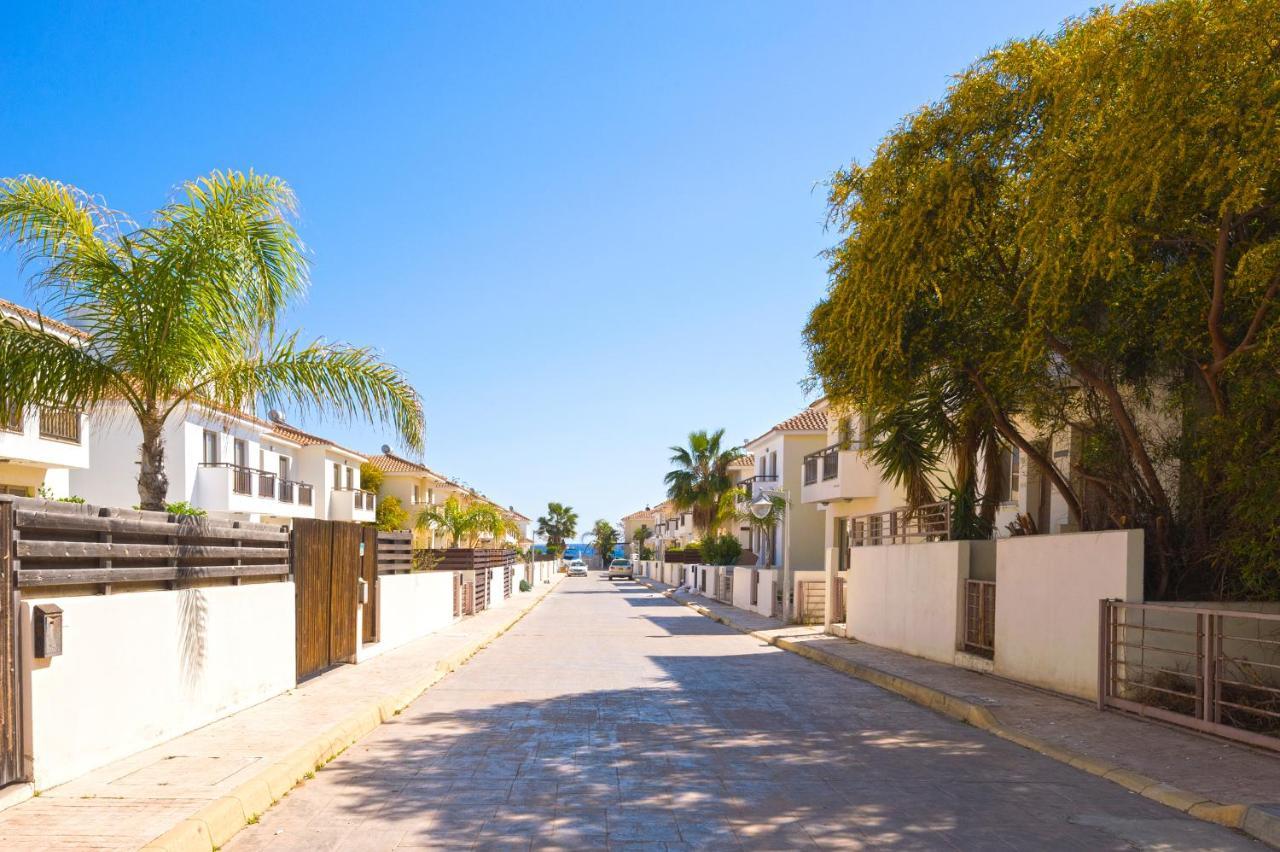 Villa Oasis Pernera Exterior foto