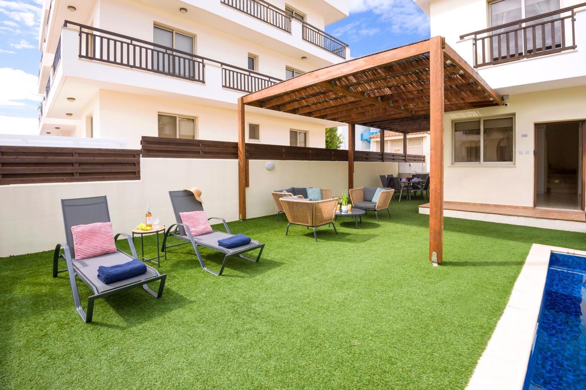 Villa Oasis Pernera Exterior foto
